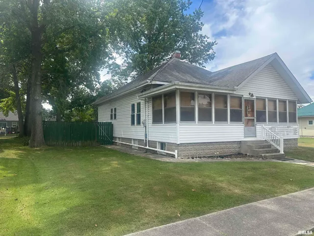 $119,000 | 906 Belle Avenue, Pinckneyville, IL 62274