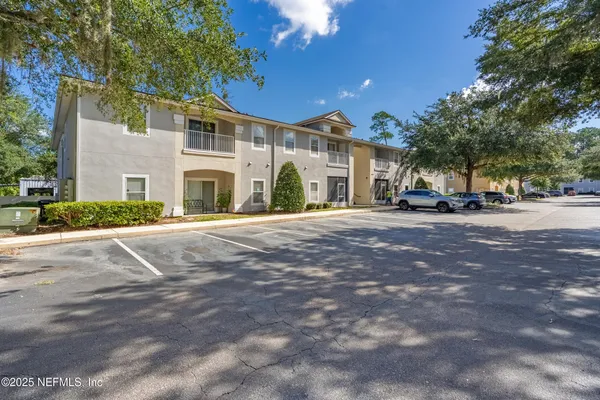 $140,000 | 6069 Maggies Circle, Unit 115, Jacksonville, FL 32244
