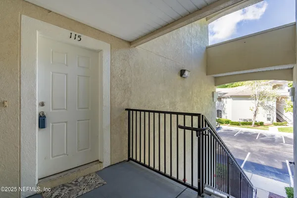 $140,000 | 6069 Maggies Circle, Unit 115, Jacksonville, FL 32244