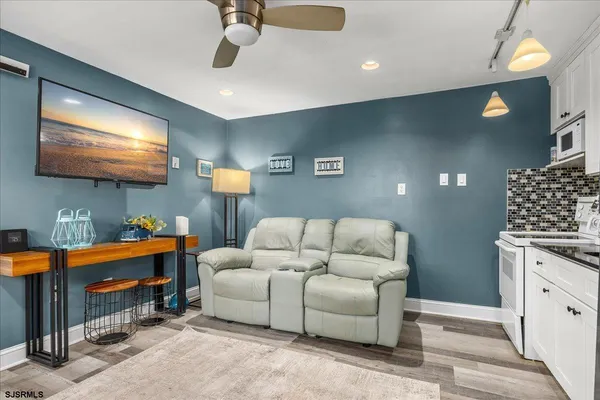 $20,000 | 9105 Atlantic Avenue, Unit 28, Margate City, NJ 08402