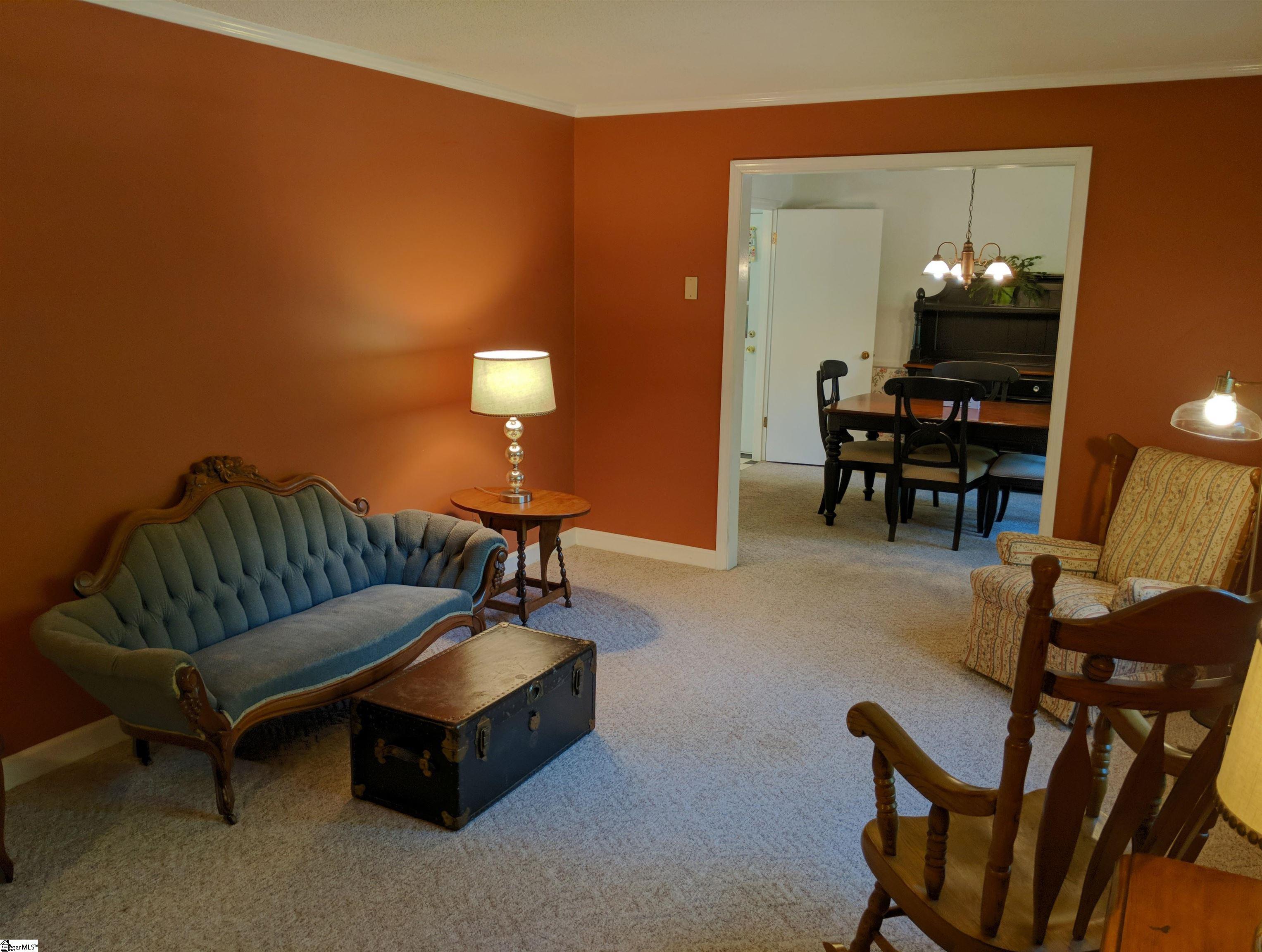 306 Great Glen Road Greenville, SC 29615 - Photo 9 of 23 Gallery Image 9