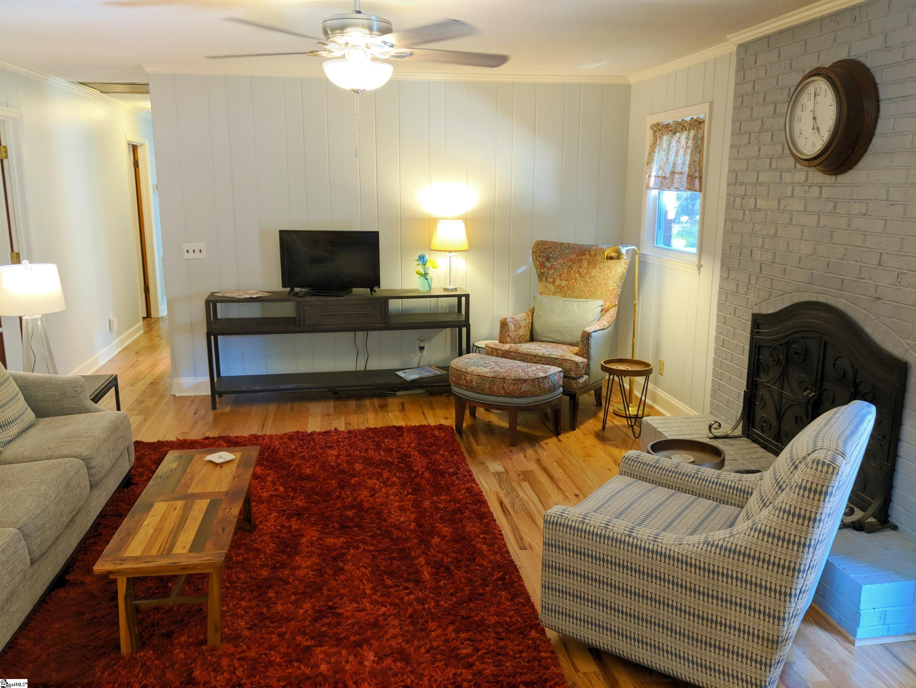 306 Great Glen Road Greenville, SC 29615 - Photo 10 of 23 Gallery Image 10