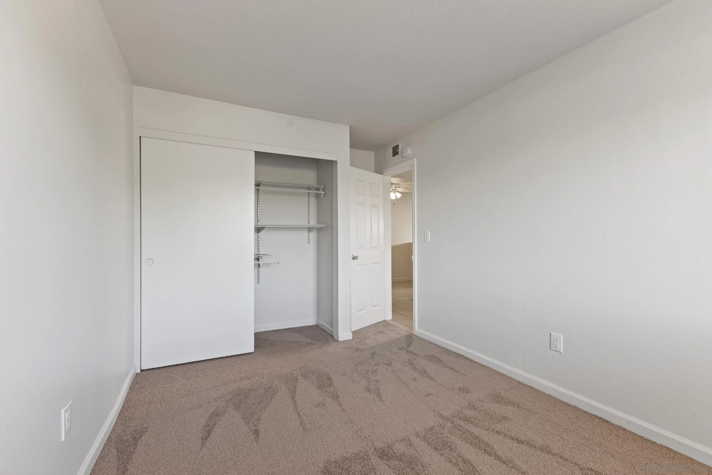1604 Montecito Road, Unit 20 Ramona, CA 92065 - Photo 8 of 21 a view of an empty room