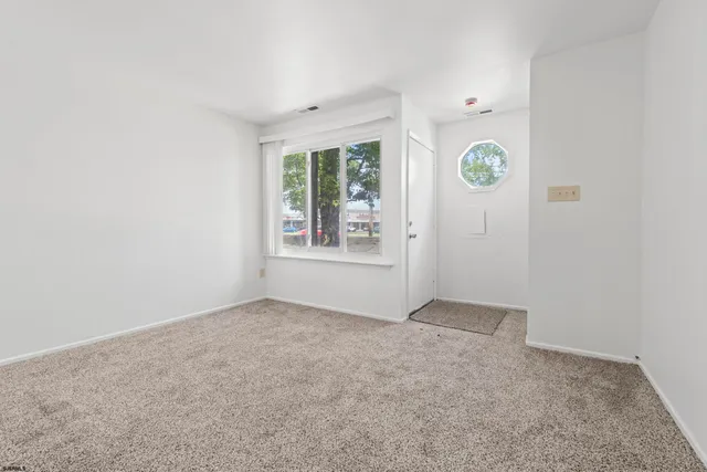 $124,900 | 106 Newtowne Square, Unit 106, Pleasantville, NJ 08232