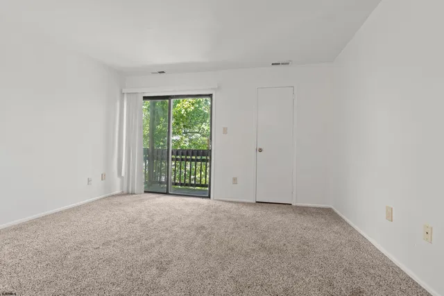 $124,900 | 106 Newtowne Square, Unit 106, Pleasantville, NJ 08232