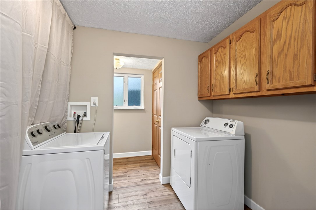 543 West Krepps Road Xenia, OH 45385 - Photo 34 of 41 Washer and dryer are included