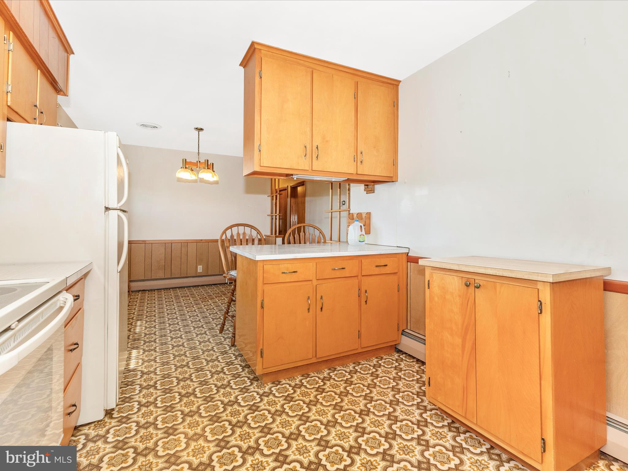 4509 Valley View Road Middletown, MD 21769 - Photo 13 of 51 a utility room with sink dryer and washer