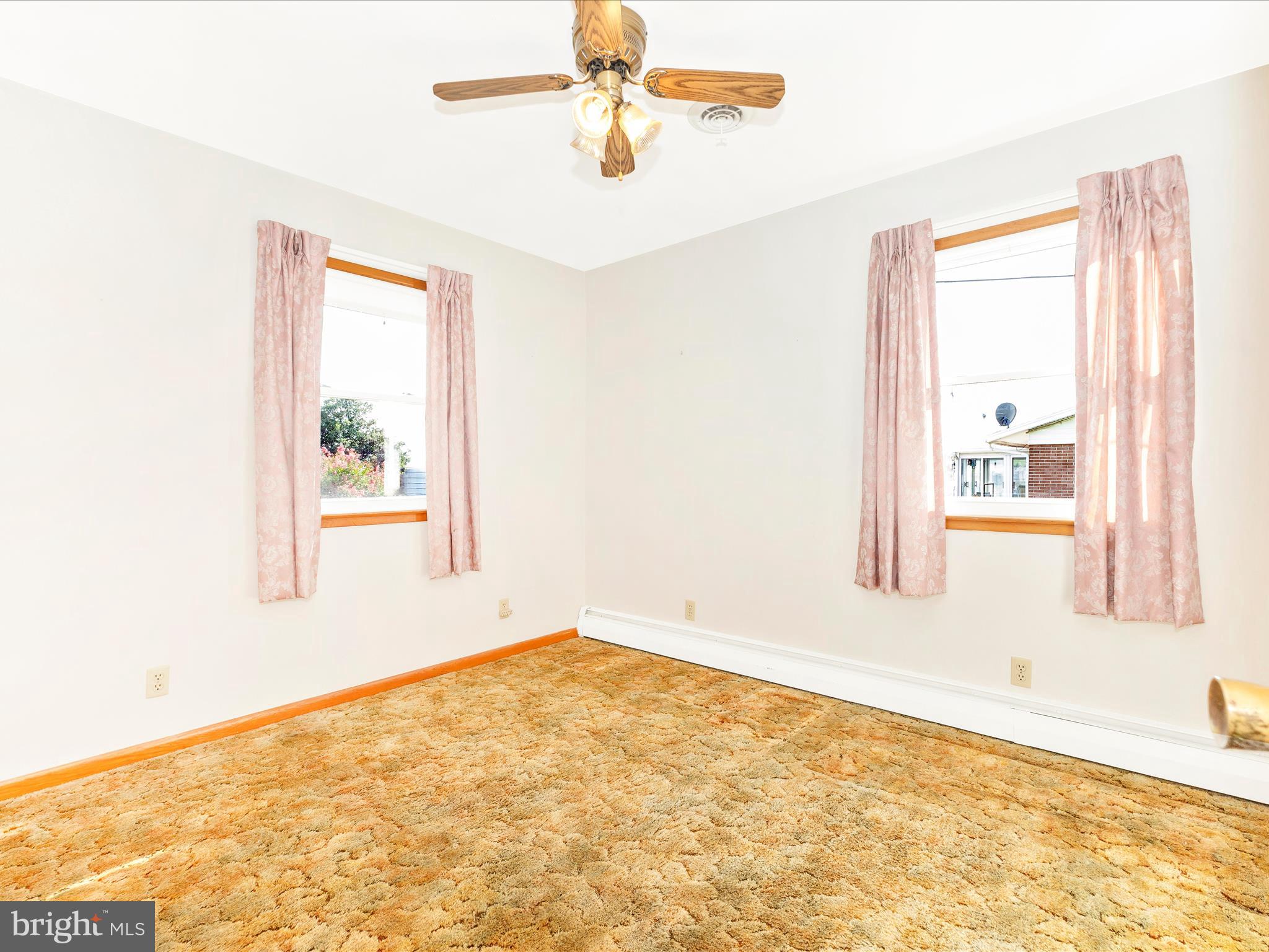 4509 Valley View Road Middletown, MD 21769 - Photo 22 of 51 an empty room with windows