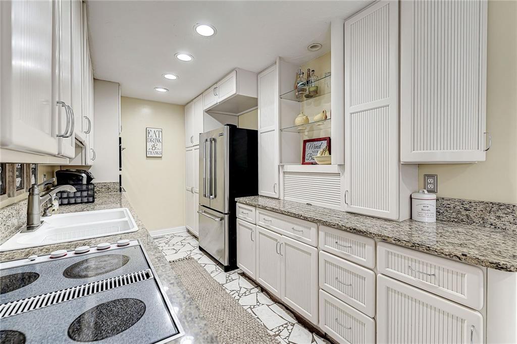 6821 Hague Road Indianapolis, IN 46256 - Photo 14 of 28 Gallery Image 14