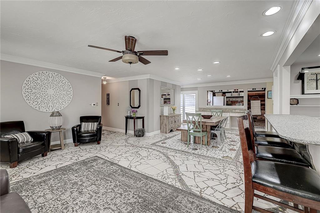6821 Hague Road Indianapolis, IN 46256 - Photo 6 of 28 Gallery Image 6
