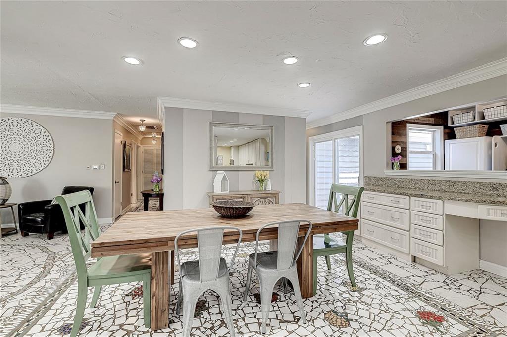 6821 Hague Road Indianapolis, IN 46256 - Photo 9 of 28 Gallery Image 9