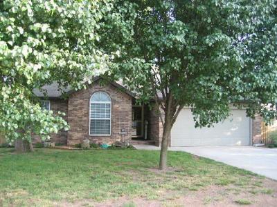 4065 West Watkins Street Springfield, MO 65802 - Photo 1 of 1 Primary Photo