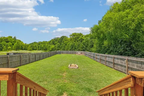 $289,900 | 565 Oakmont Drive, Clarksville, TN 37042