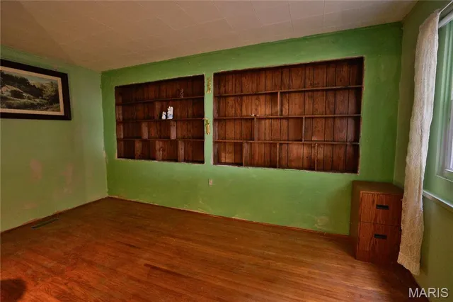 $59,900 | 115 West South Street, Nokomis, IL 62075