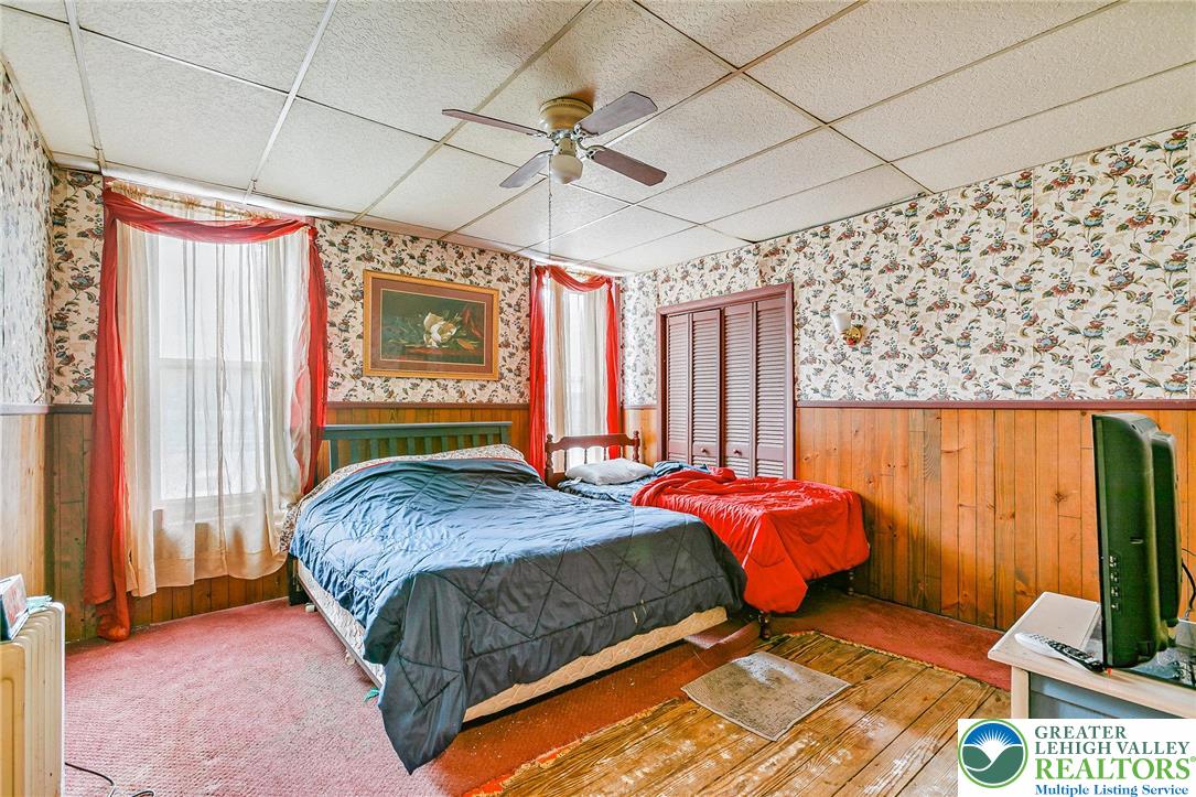 174 North Chestnut Street Bath, PA 18014 - Photo 12 of 20
