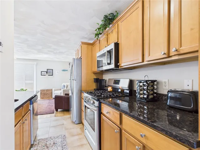 $409,900 | 53 Rocky Brook Way, South Kingstown, RI 02879