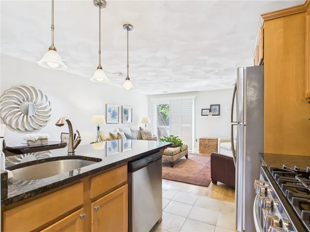 $409,900 | 53 Rocky Brook Way, South Kingstown, RI 02879