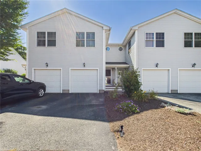 $409,900 | 53 Rocky Brook Way, South Kingstown, RI 02879