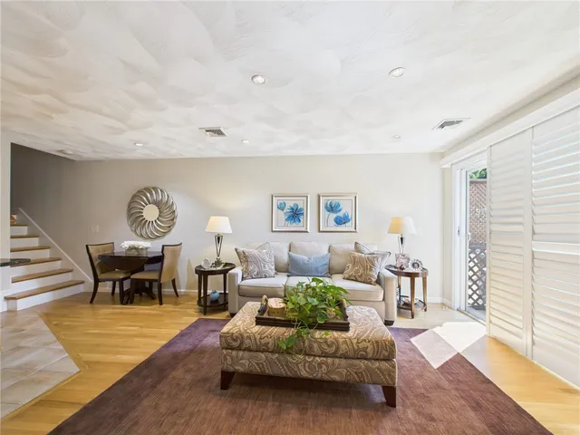 $409,900 | 53 Rocky Brook Way, South Kingstown, RI 02879