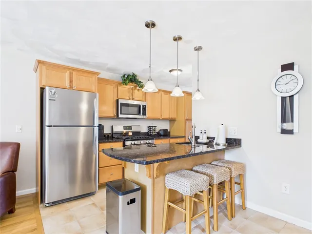 $409,900 | 53 Rocky Brook Way, South Kingstown, RI 02879