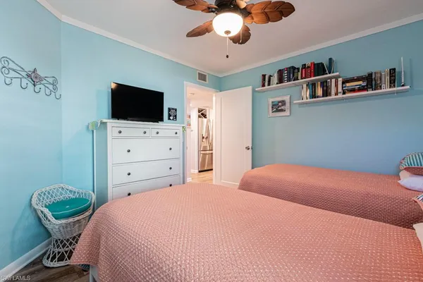 $4,000 | 2132 Tama Circle, Unit 102, Naples, FL 34112