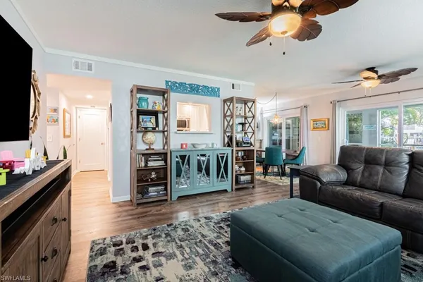 $4,000 | 2132 Tama Circle, Unit 102, Naples, FL 34112