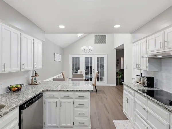 $435,000 | 3109 Emerald Street, Bedford, TX 76021