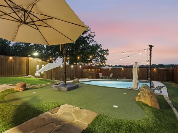 $435,000 | 3109 Emerald Street, Bedford, TX 76021