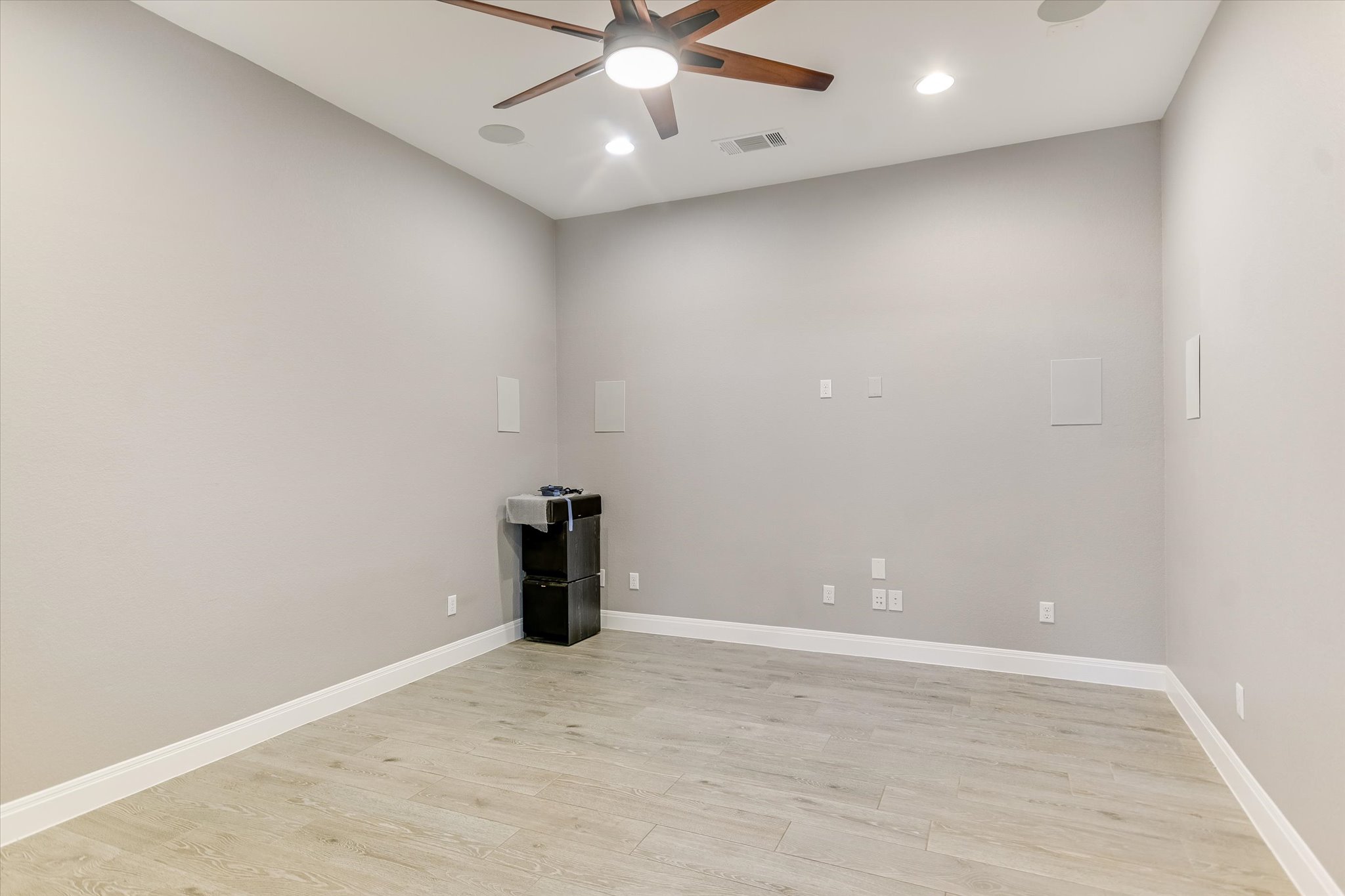 216 Canyon View Road Georgetown, TX 78628 - Photo 13 of 30