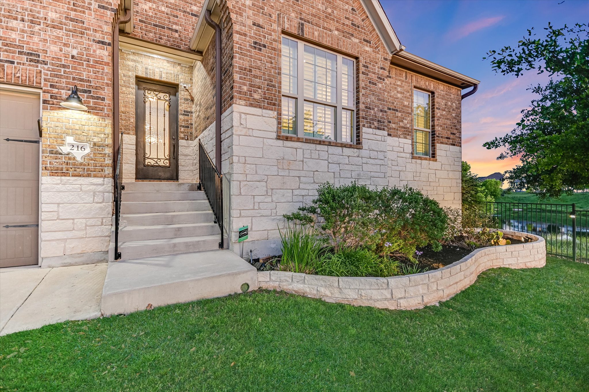 216 Canyon View Road Georgetown, TX 78628 - Photo 4 of 30