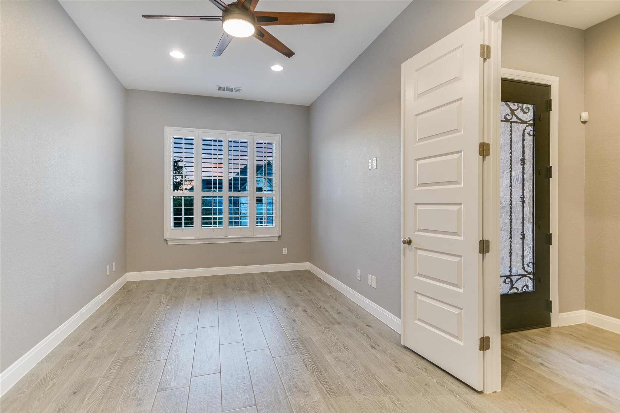 216 Canyon View Road Georgetown, TX 78628 - Photo 5 of 30