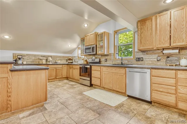 $599,900 | 2651 Pratt Road, Batavia, NY 14020