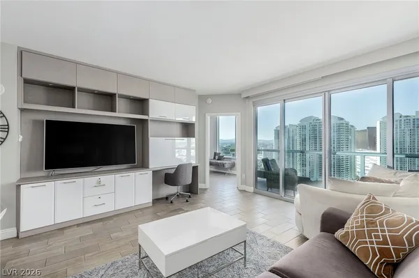 $2,700 | 222 Karen Avenue, Unit 3104, Las Vegas, NV 89109