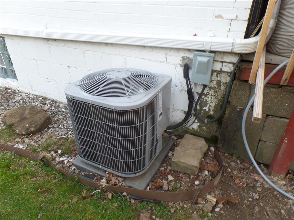 1436 Hamilton Road Castle Shannon, PA 15234 - Photo 17 of 22 Air Conditioner 2012