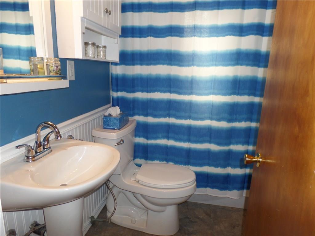 1436 Hamilton Road Castle Shannon, PA 15234 - Photo 8 of 22 Gallery Image 8