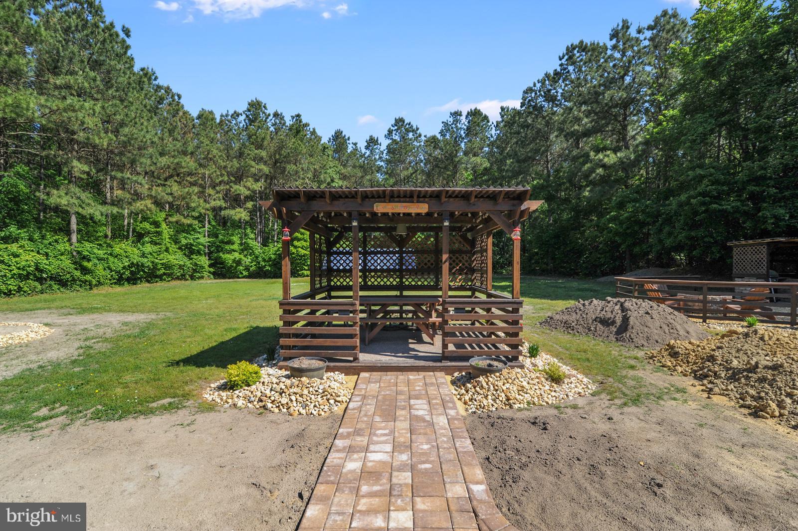 14443 Shiloh Church Road Laurel, DE 19956 - Photo 29 of 37 Gazebo