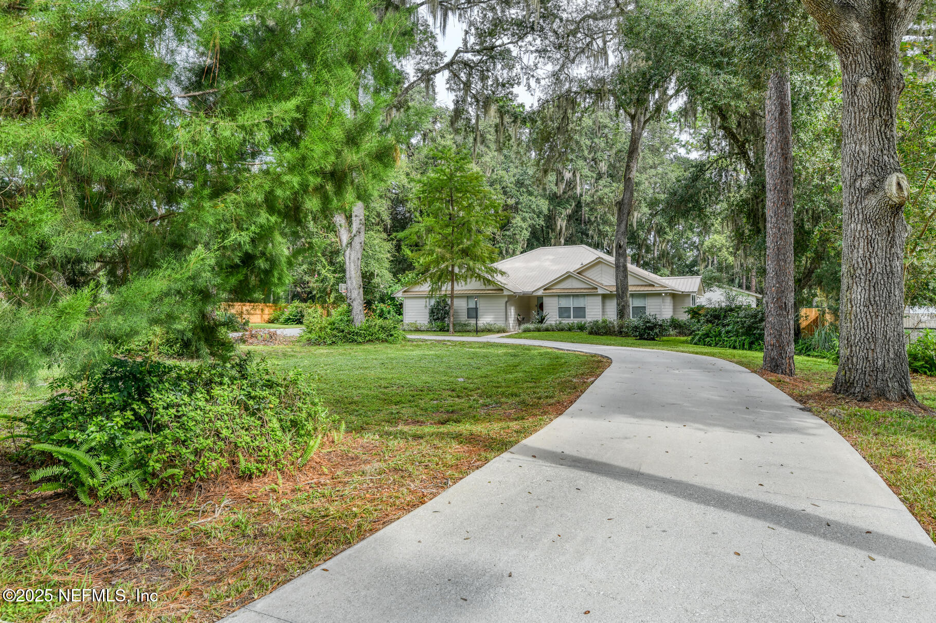 long circular driveway