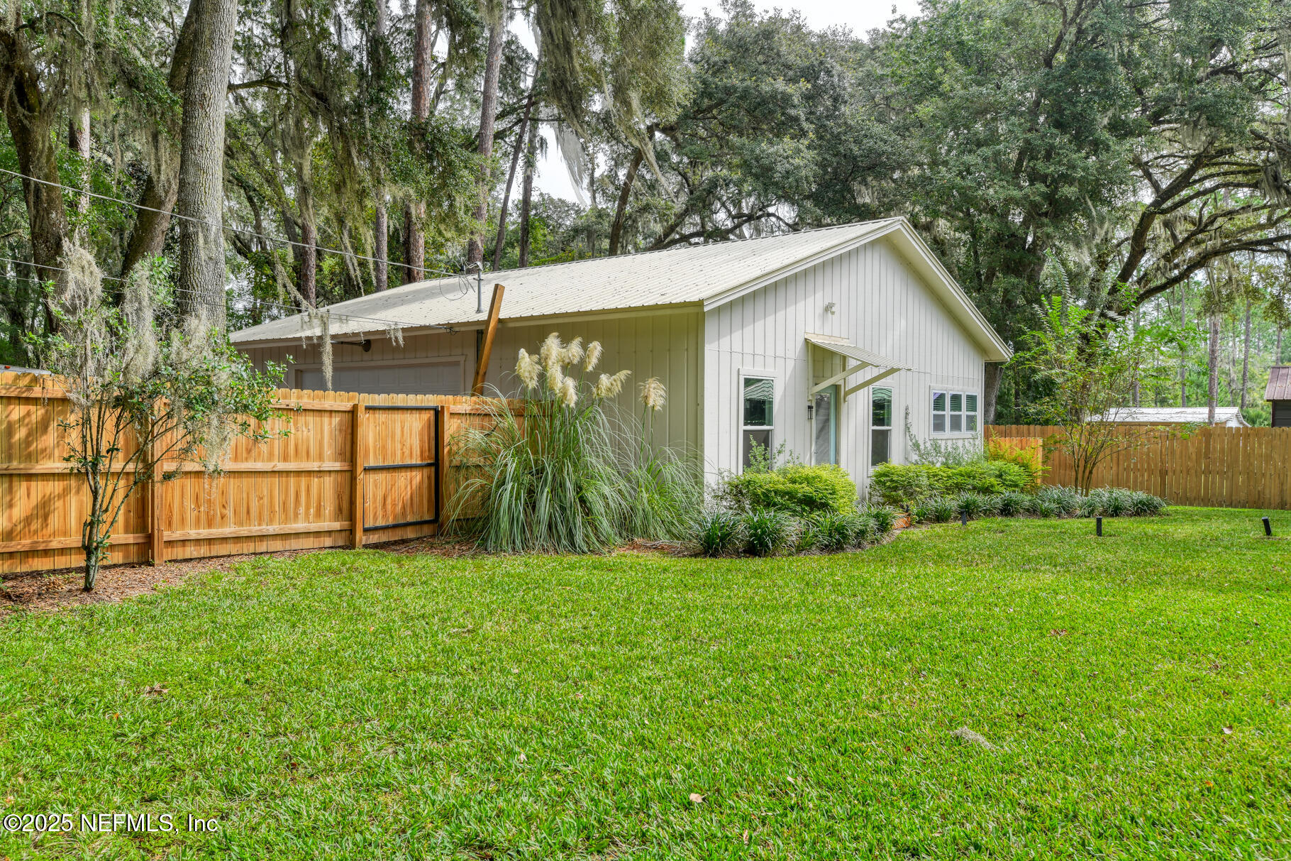 308 Silver Lake Road Palatka, FL 32177 - Photo 37 of 59 Detached studio