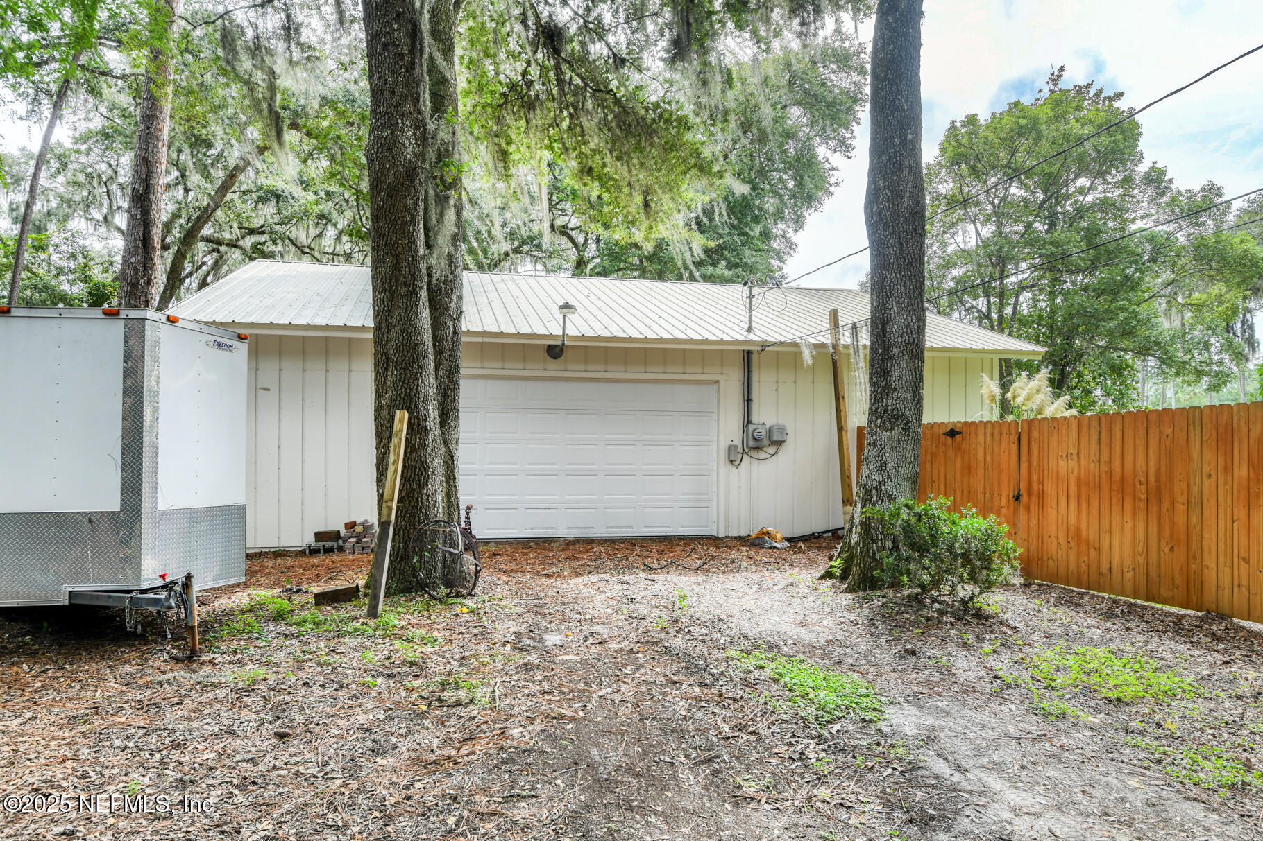 308 Silver Lake Road Palatka, FL 32177 - Photo 41 of 59 Garage/workshop