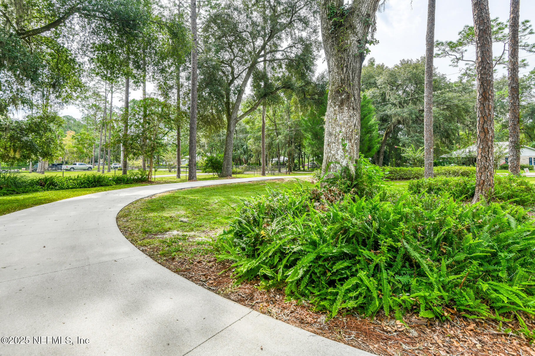 308 Silver Lake Road Palatka, FL 32177 - Photo 46 of 59 beautiful grounds