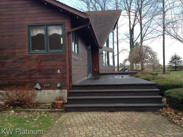 5010 Vincent Road North Street, MI 48049 - Photo 5 of 29 5010 Vincent 6 - Copy.jpg