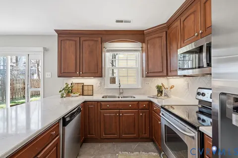 $365,000 | 10831 Smithers Court, Henrico, VA 23238