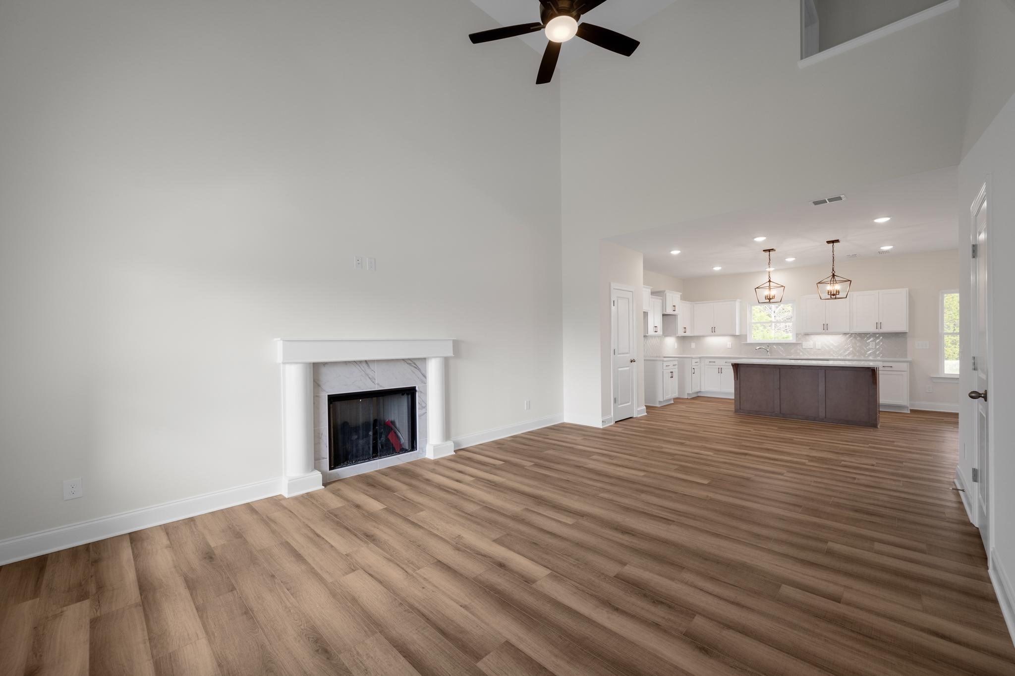 3099 Gwynn Road Lebanon, TN 37090 - Photo 10 of 44 a view of an empty room with a fireplace