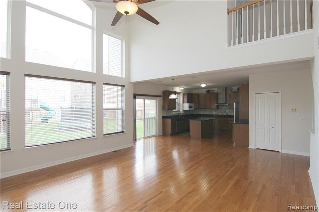 27474 Cromwell Road Novi, MI 48374 - Photo 8 of 49