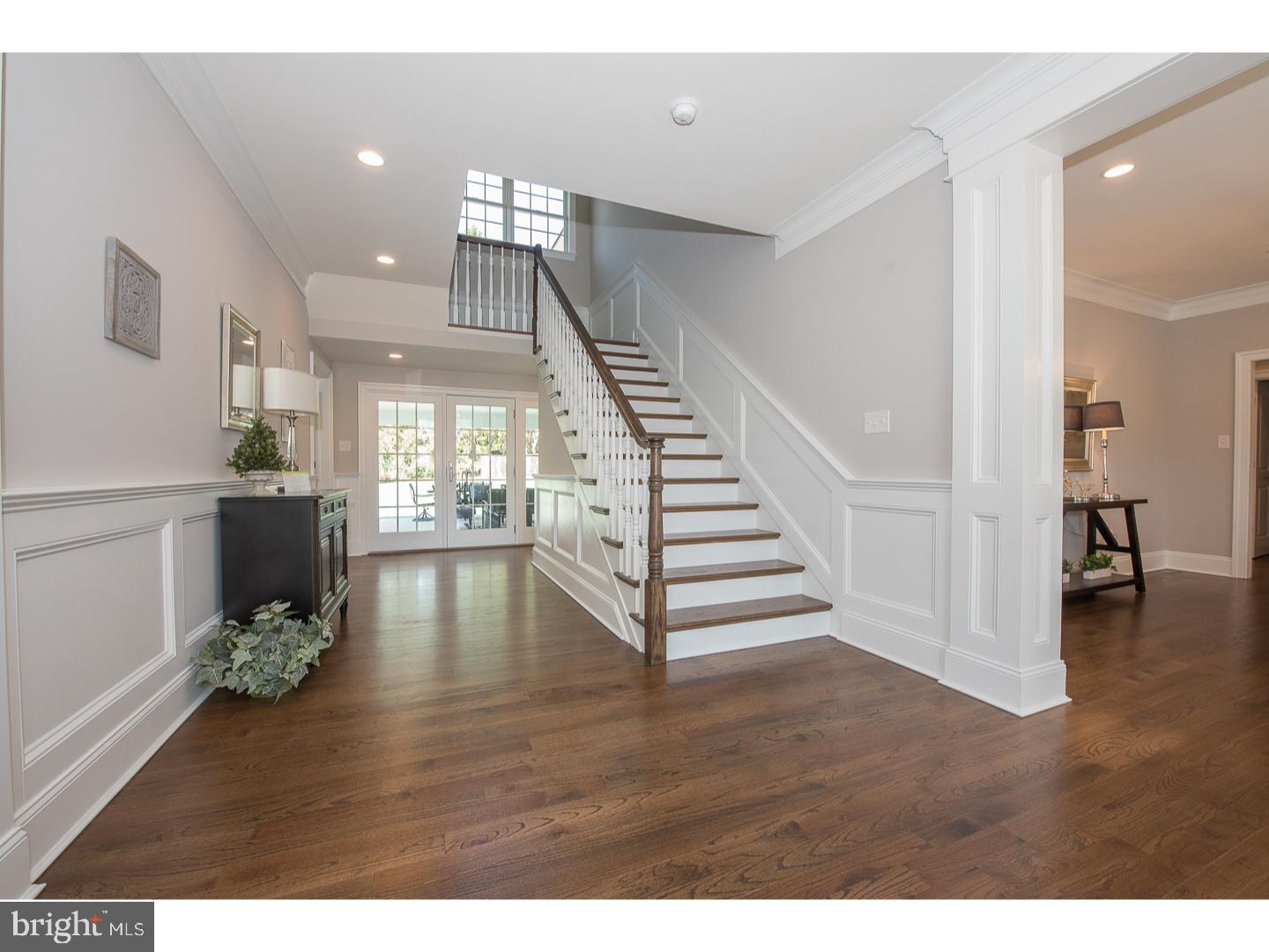 330 Abbey Road Berwyn, PA 19312 - Photo 2 of 22 Foyer