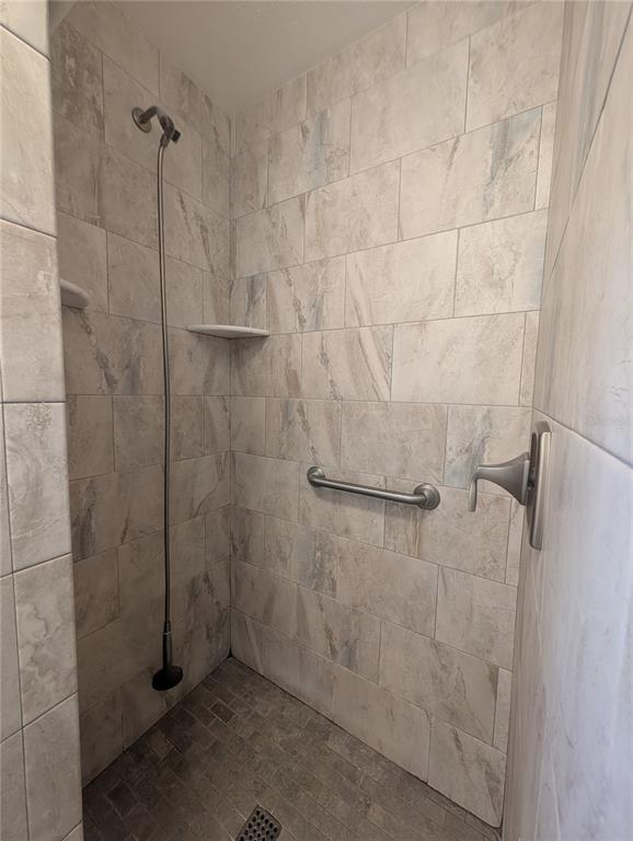 5041 Myrtle Lane Madeira Beach, FL 33708 - Photo 19 of 32