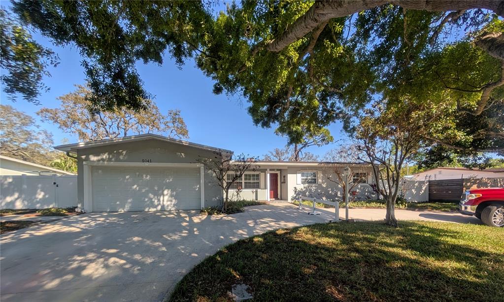 5041 Myrtle Lane Madeira Beach, FL 33708 - Photo 2 of 32