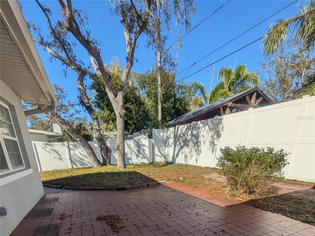 5041 Myrtle Lane Madeira Beach, FL 33708 - Photo 23 of 32