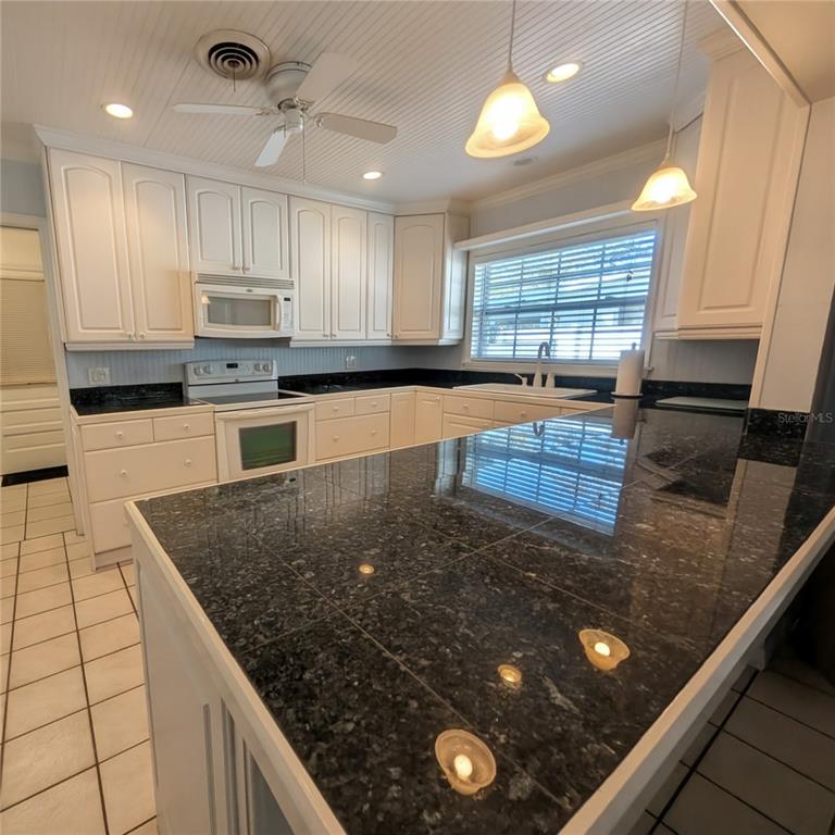 5041 Myrtle Lane Madeira Beach, FL 33708 - Photo 7 of 32