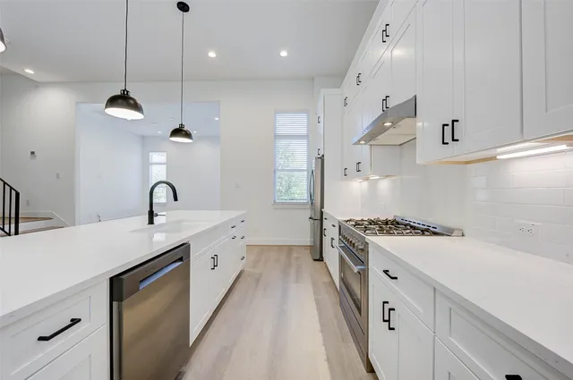 $3,890 | 1823 Prospect Street, Unit A, Houston, TX 77004